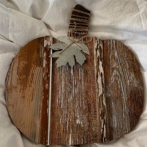 Wood PUMPKIN